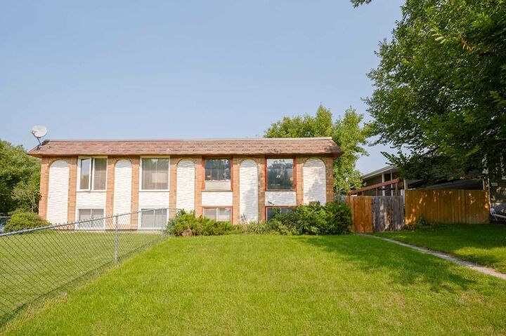Property Photo: 3603 29A Avenue SE AB T2B 0G1