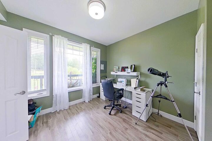 Property Photo:  2704 Blueberry Street  AB T0G 2K0 