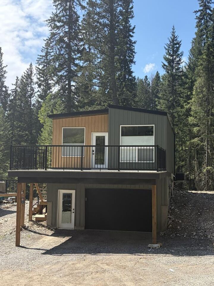 Property Photo: 105 Pine Point AB T0K 0E0