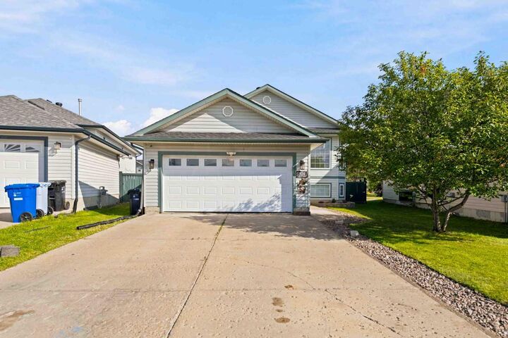 Property Photo:  104 Dickey Bay  AB T9K 2L4 