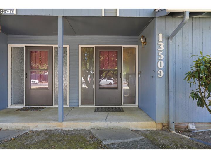 Property Photo:  13509 NE 19th St  WA 98684 