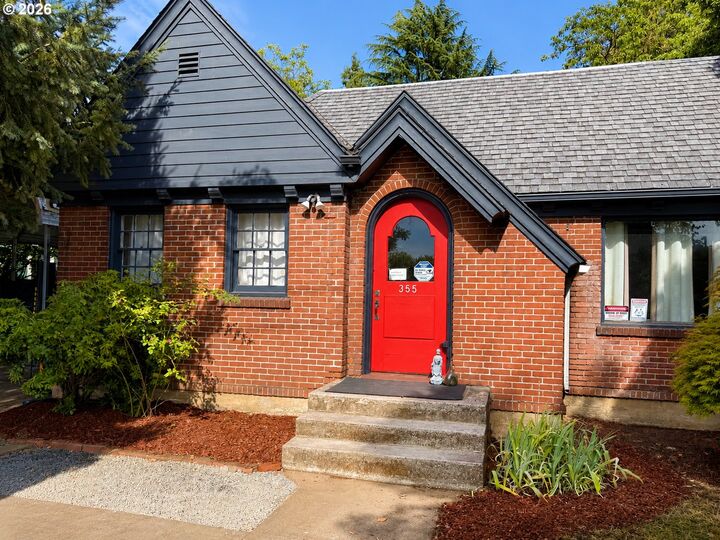 Property Photo: 355 River Rd OR 97404