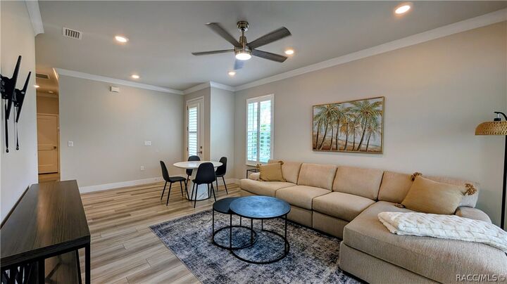 Property Photo:  3079 Isles Way  FL 32168 