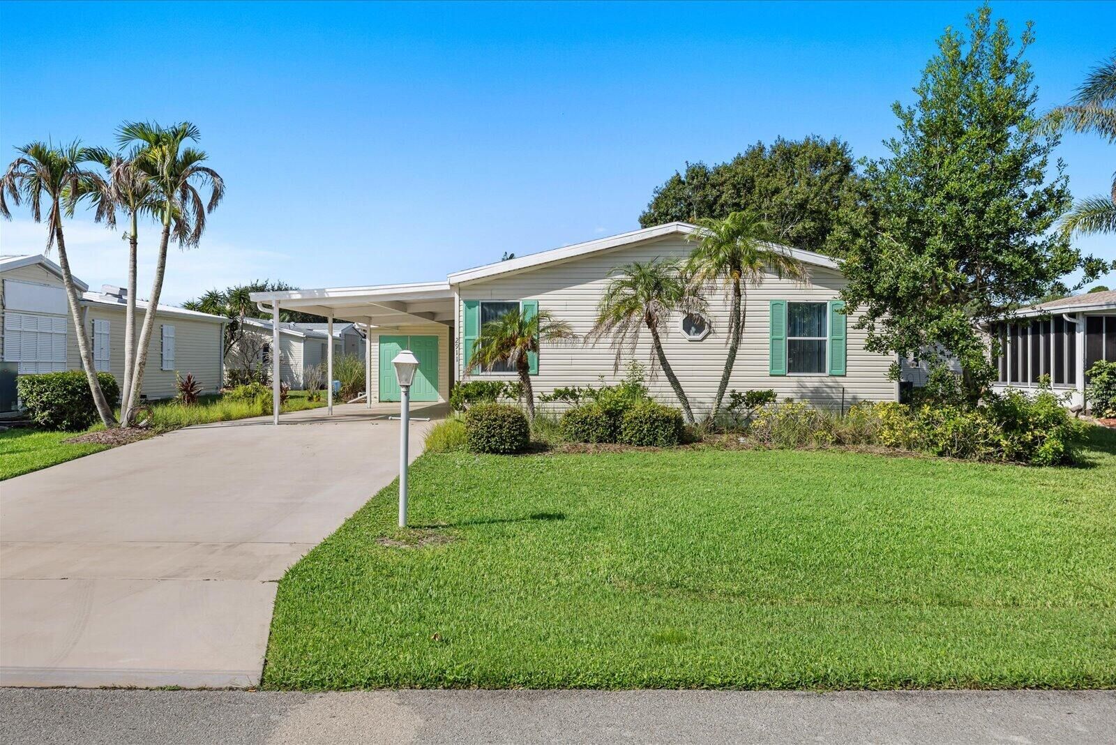 Property Photo:  2911 Nine Iron Drive  FL 34952 