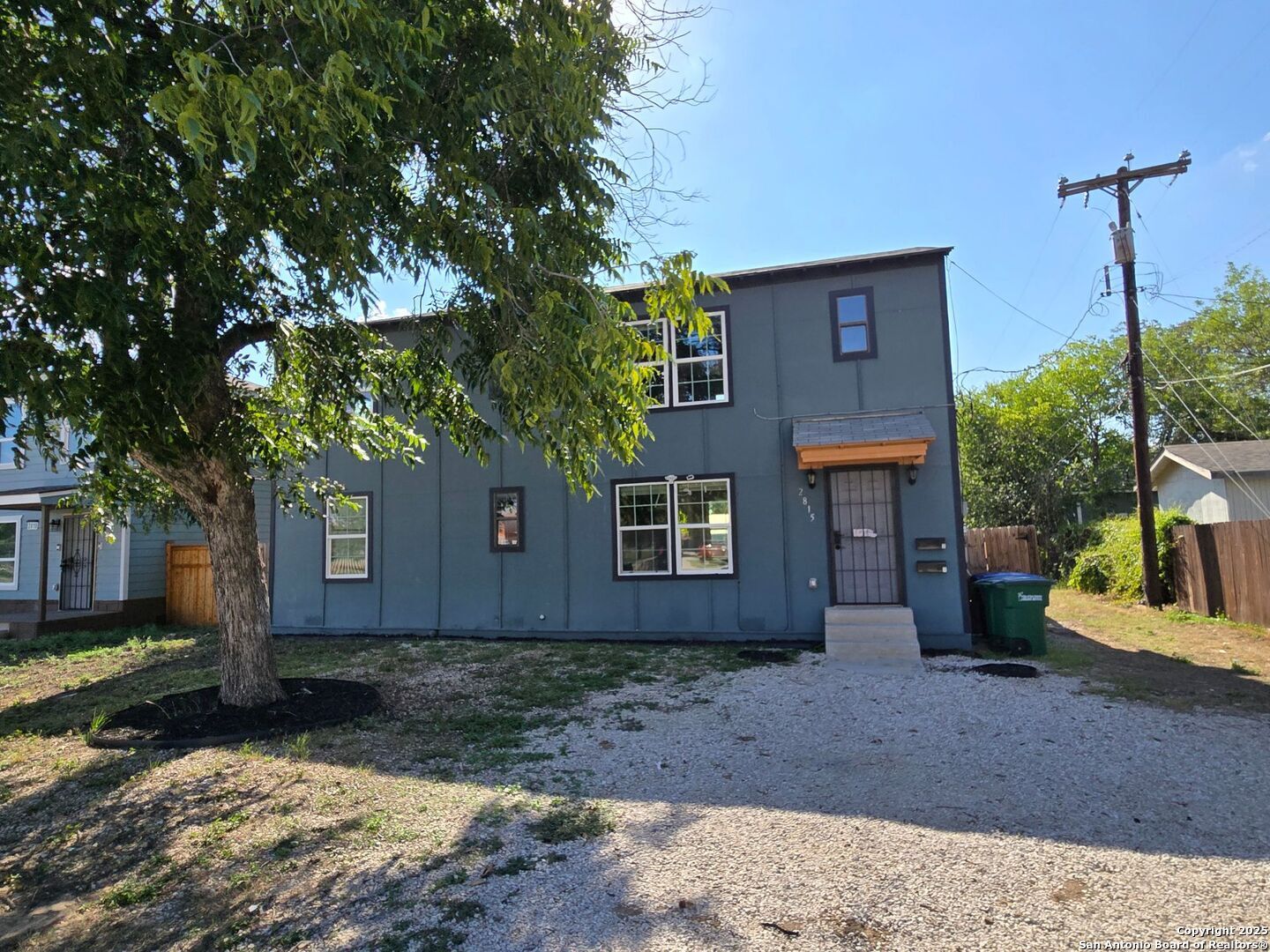Property Photo:  2815 S Pine St  TX 78210 
