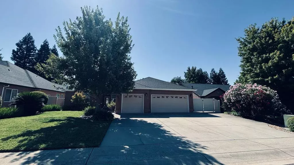 Property Photo:  2177 Cadjew Street  CA 96003 