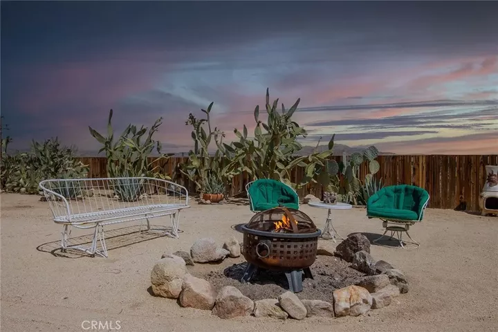 Property Photo: 61774 Alta Vista CA 92252