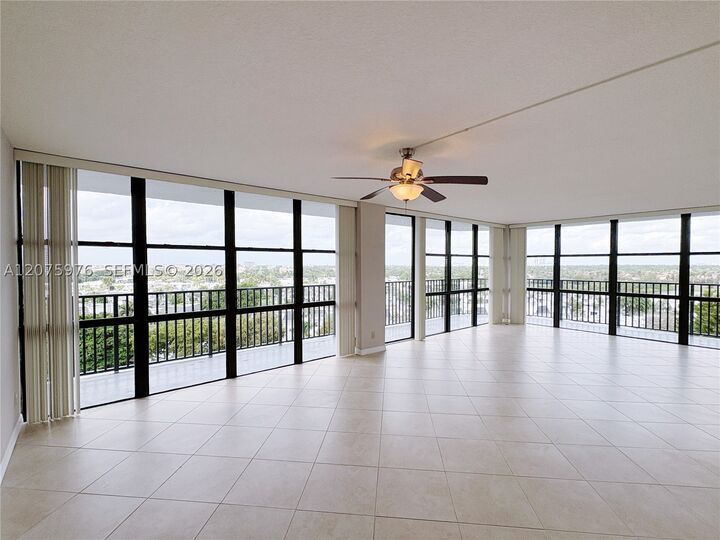 Property Photo: 800 Parkview Dr 909 FL 33009