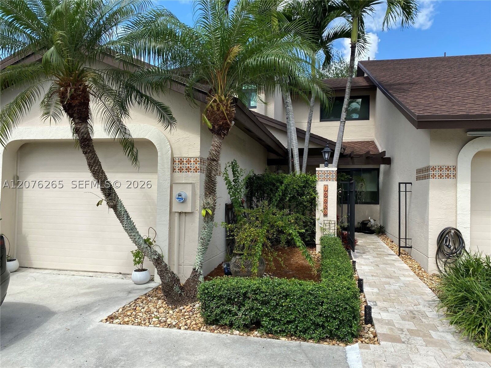 Property Photo: 10050 SW 137th Ct FL 33186