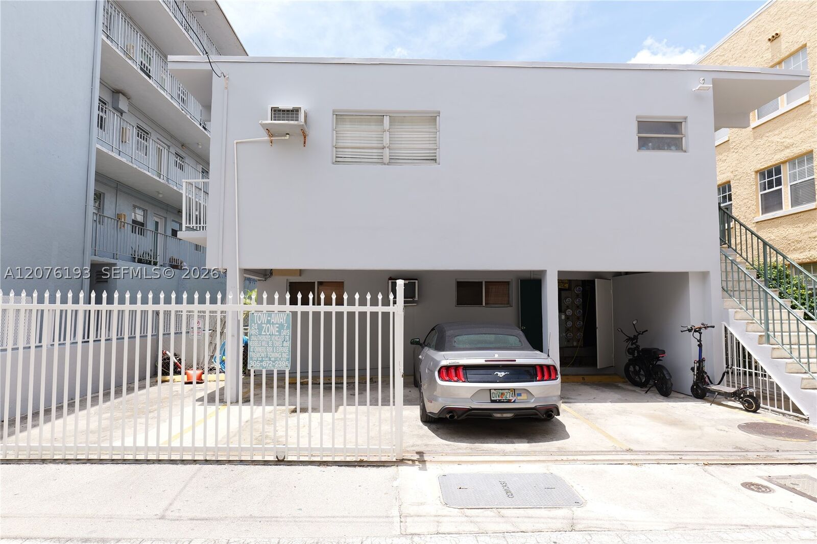 Property Photo:  1245 Pennsylvania Ave 8  FL 33139 