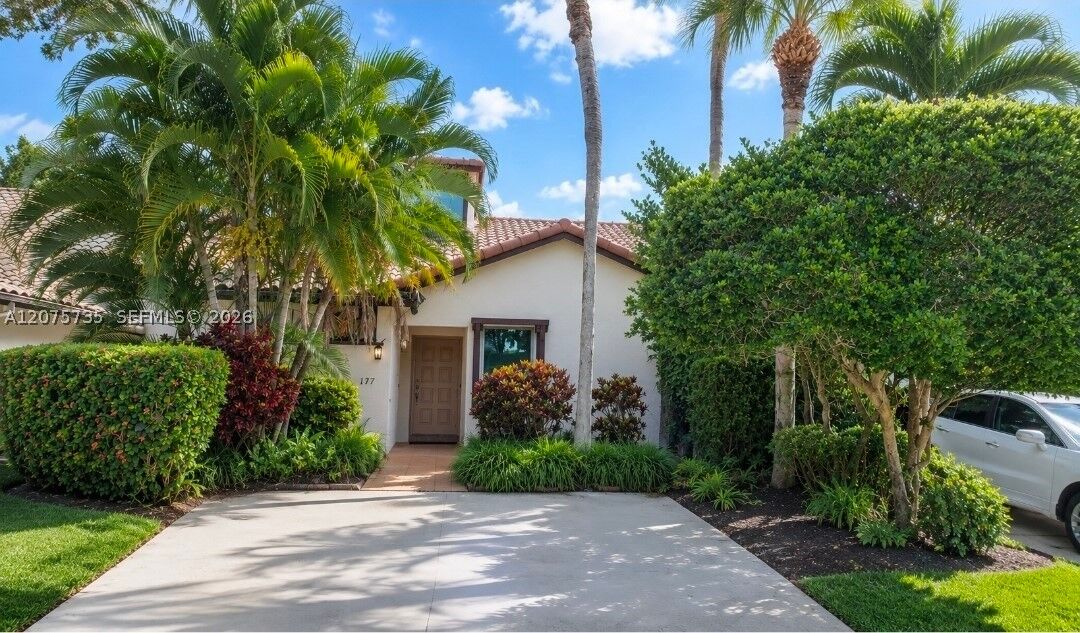 Property Photo:  6777 Tiburon Cir  FL 33433 