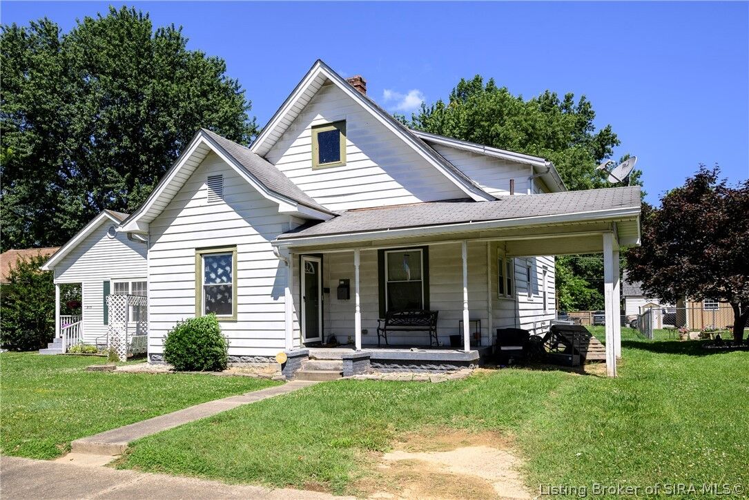 Property Photo: 2117 Morton Avenue IN 47150