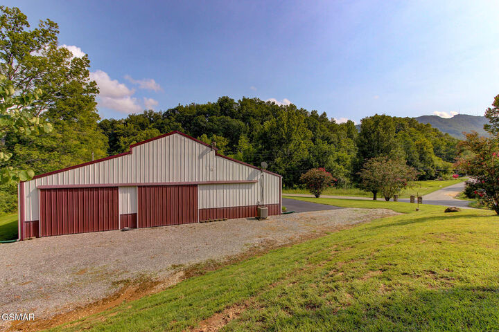 Property Photo:  1250 Sugar Loaf Road  TN 37876 