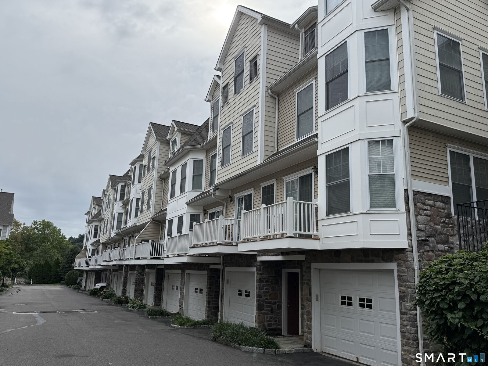 Property Photo: 85 Camp Avenue 11B CT 06907