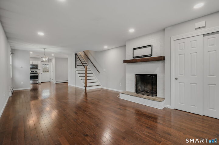 Property Photo: 72 Ponderosa Lane CT 06111