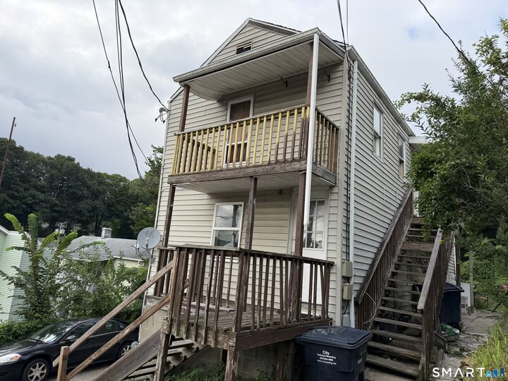 Property Photo:  22 Camptown Avenue  CT 06418 