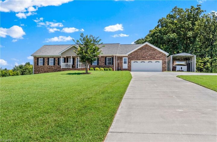 Property Photo:  527 Howardtown Circle  NC 27028 