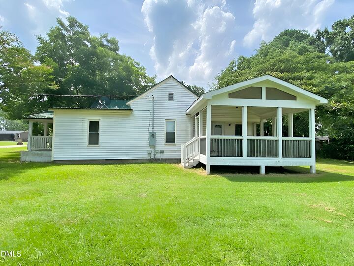 Property Photo:  515 Newsome Street  NC 27830 