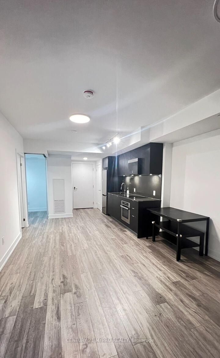 Property Photo: 9 Clegg Road 812 ON L6G 0H3