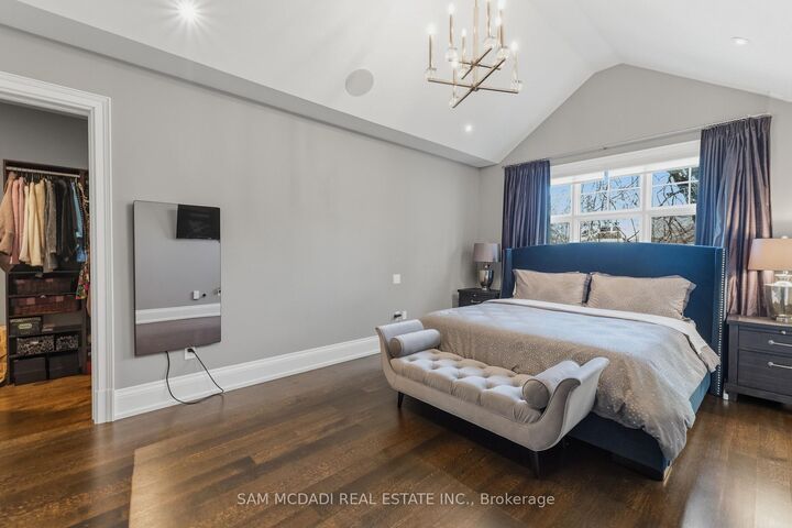 36 Veronica Drive — photo 1