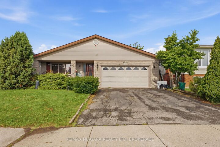 Property Photo:  4989 Tara Avenue  ON L2H 2V8 