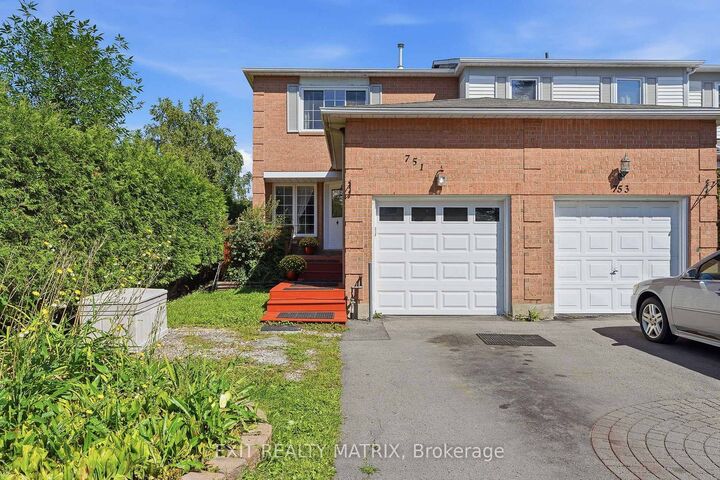 751 Clearcrest Crescent — photo 1