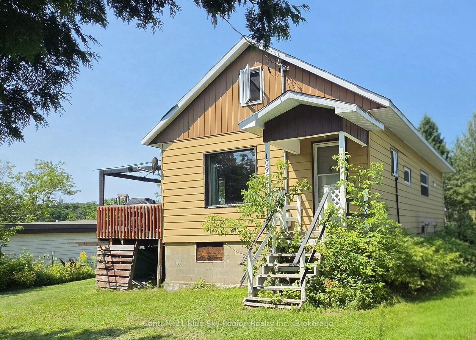 Property Photo:  109 James Street  ON P0H 1E0 