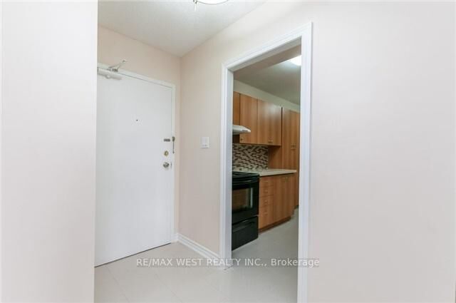 Property Photo: 370 Dixon Road 102 ON M9R 1T2