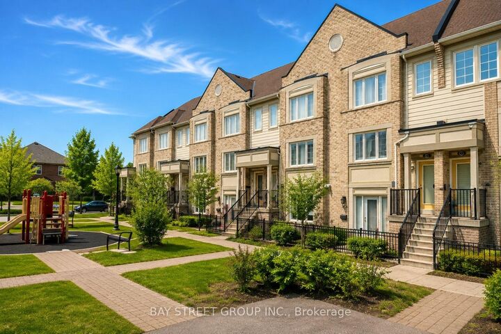 Property Photo:  2891 Rio Court 40  ON L5M 0S4 