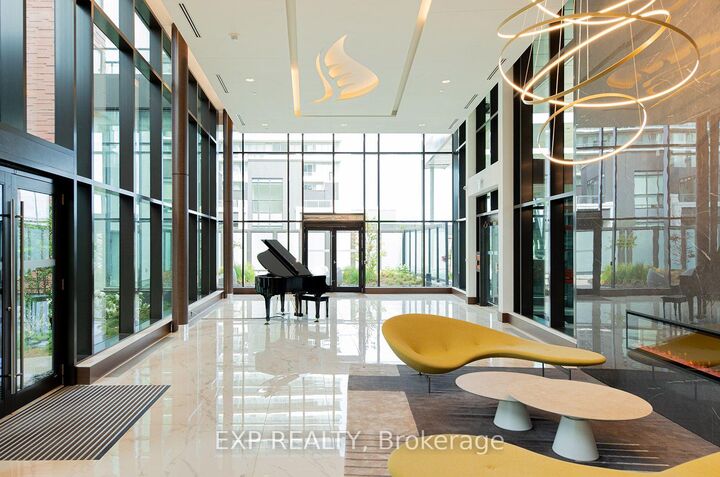 Property Photo: 85 McMahon Drive 912 ON M2K 0H1