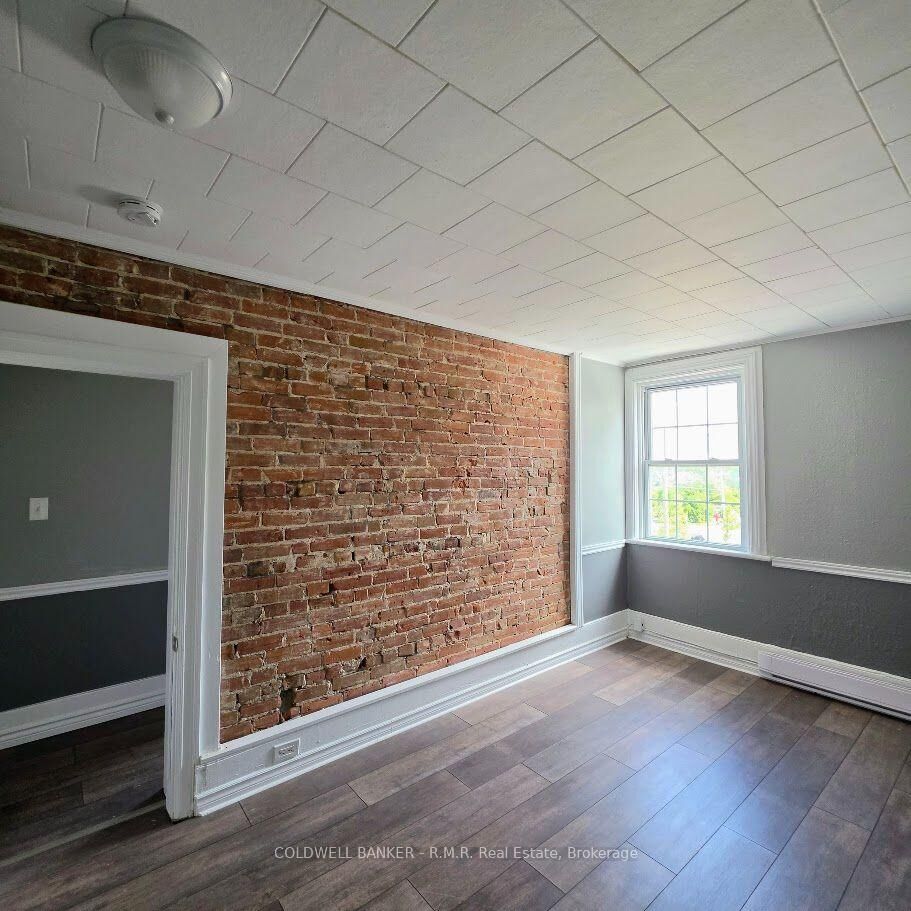 Photo de la propriété:  47 William Street N 3  ON K9V 3Z9 
