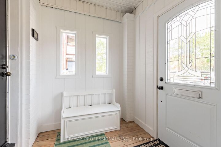 Property Photo:  502 Jane Street  ON M6S 4A2 