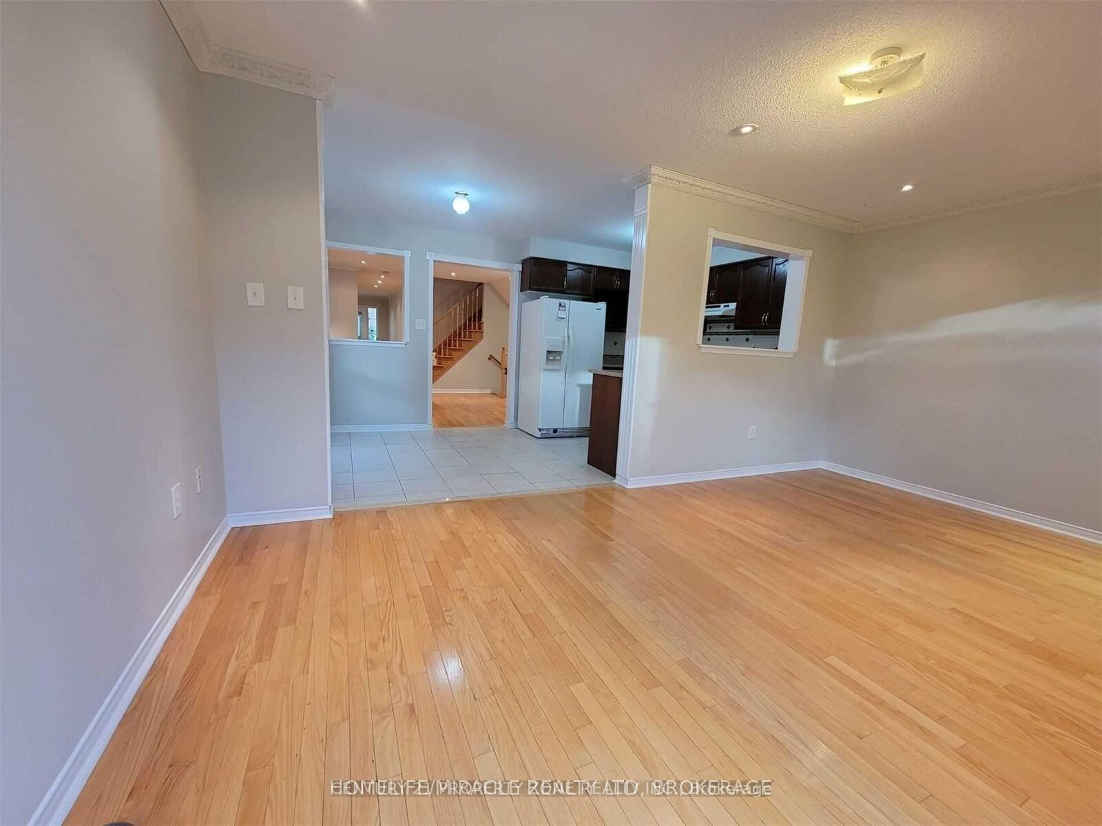 Property Photo:  8 Galtee Road  ON L6X 0J8 