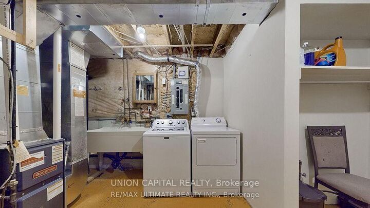 Property Photo:  46 Clover Street Bsmt  ON L6E 1L3 