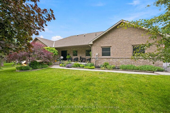 9866 Ellis Road — photo 1