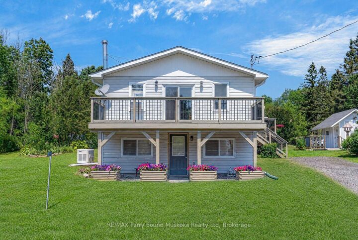 22 Ahmic Street — photo 1
