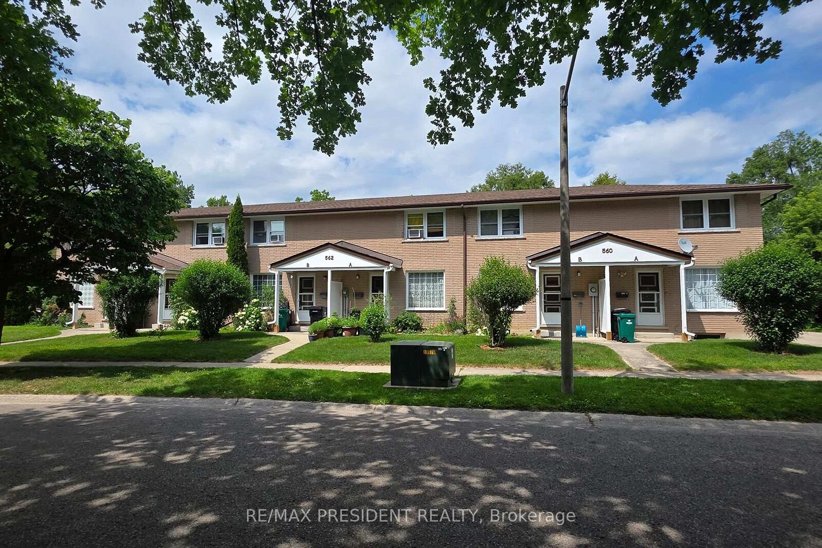 Property Photo: 564 Brookhaven Crescent ON N2L 4R7