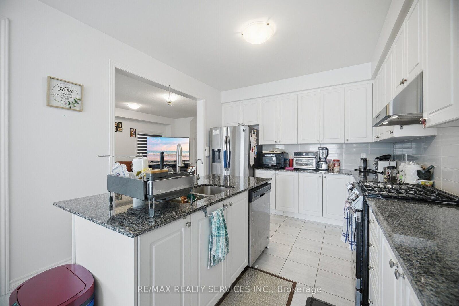 Property Photo:  106 Seeley Avenue  ON N0C 1B0 