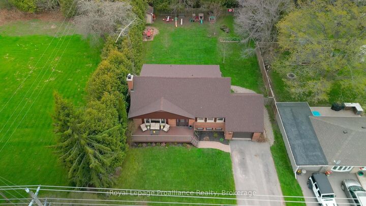 1 Brook Road N — photo 1