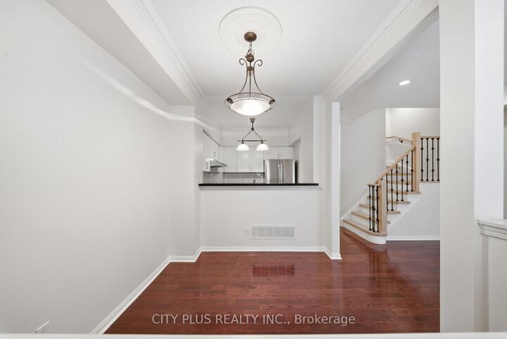 Property Photo:  21 St. Moritz Way 3A  ON L3R 4G4 