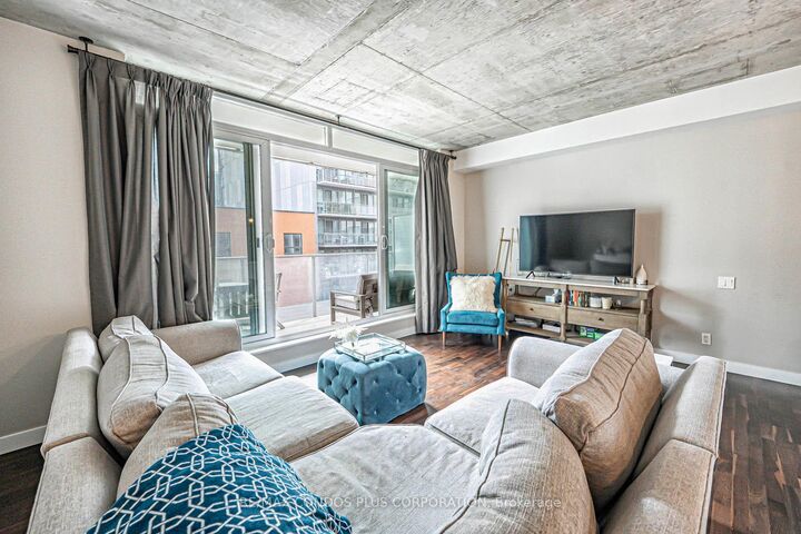 Property Photo:  75 Portland Street 424  ON M5V 2M9 