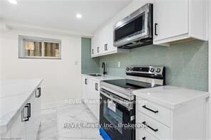 Property Photo:  462 C Carlton Street  ON L2M 4X1 