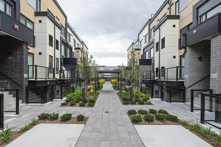 Property Photo: 1650 Victoria Park Avenue 220 ON M1R 0G8