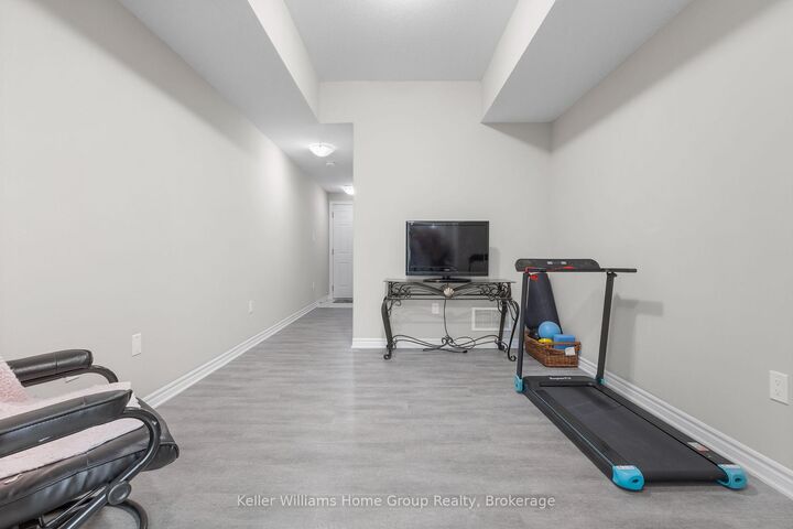 Property Photo:  107 Westra Drive 35  ON N1K 0A5 