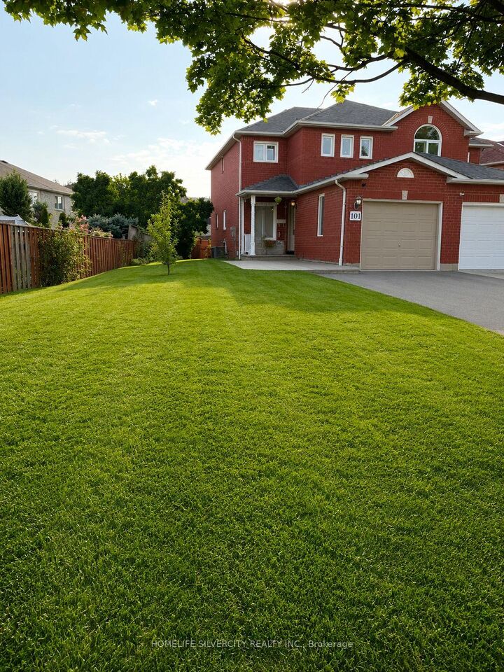 Property Photo:  