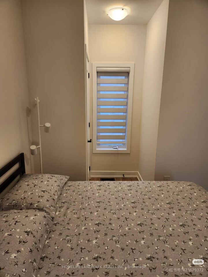 Property Photo:  9416 Bayview Avenue Coach H  ON L4C 5G9 