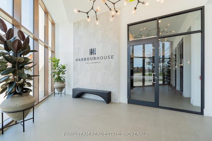 Property Photo: 31 Huron Street 413 ON L9Y 1C3