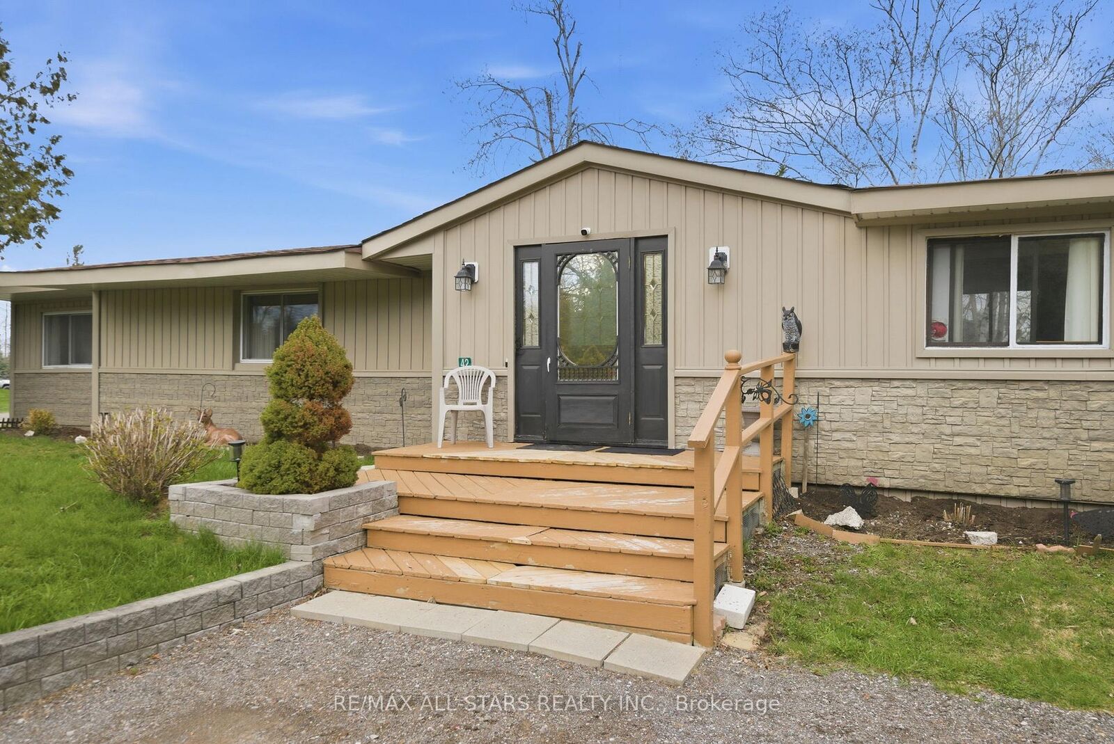 Property Photo: 42 Otter Line ON K9V 0K1