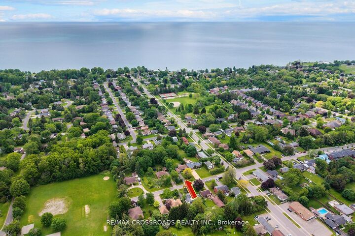 Property Photo: 19 Orchard Avenue ON K9A 1T1
