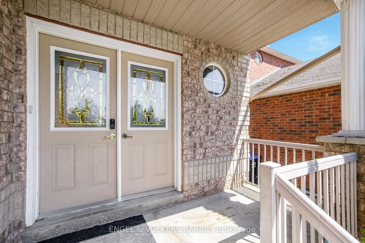 Property Photo: 1376 Rankin Way ON L9S 0C4
